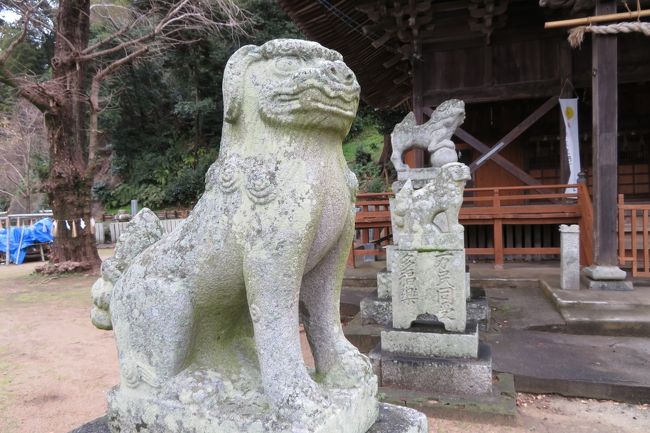 狛犬も2対います。境内も広いし、奥社もあるし、大変素敵な空間を堪能できました。