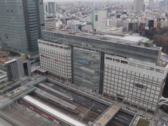 新宿駅、新宿タカシマヤ、タカシマヤタイムズスクエア。