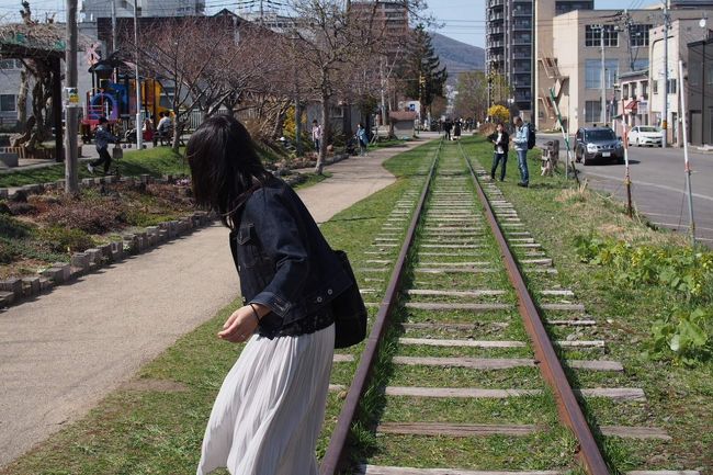 配線になった鉄道。<br />線路の上を歩いてみなよと言われ速攻で落下する私ｗｗ