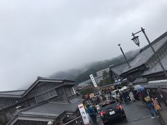 最終日は朝からおかげ横丁を散策。朝早くから人がにぎわっていました。