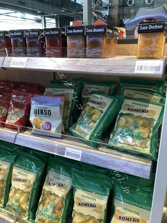 おつまみとか食べ物も