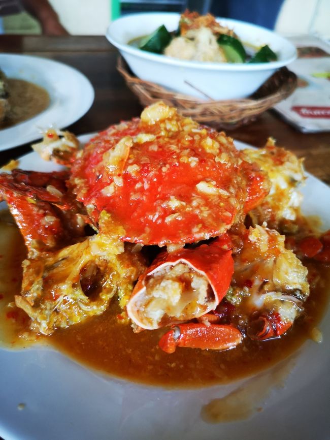 蟹料理のワルンパンクンチュン<br />Warung Pan Kuncung<br />https://goo.gl/maps/MUfz8FN4afKTcwjLA