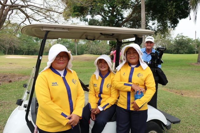 ■【EASTERN STAR Country Club&amp;Resort】<br />The Golf Club<br />Gf=850<クーポン割引＞<br />Ca=350...歩きプレー<br />CaTip=別<br />Tr=300<br />競技＝250<br />運よく入賞。<br />グリーンのタッチが、キャディと合って、入った。<br />別組カナダ人さん、キャディと合わず、嘆きが聞こえた。<br />