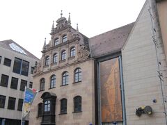 ニュルンベルクの街は、14世紀以降、おもちゃの生産が盛んな地でもある
「おもちゃ博物館」で地元で作られたのと世界から集められたおもちゃのコレクションを見れる。