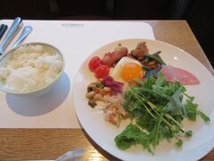 ホテルオークラ福岡のカメリアにて朝食を取りました。
