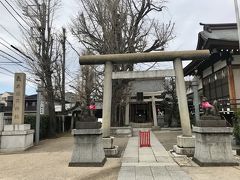 続いて、すぐ近くにある飛木稲荷神社へもご参拝。
