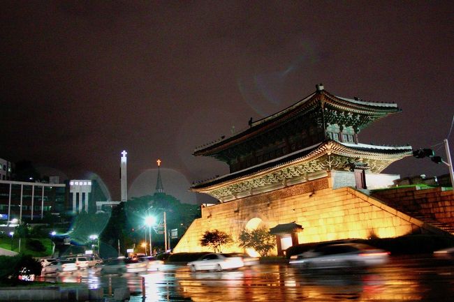 2008年に焼失する前の南大門。