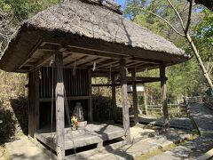 茶堂（遊庵）は、土佐藩の脱藩ルートにあったそうで、もしかしたら、龍馬も寝転んだかも？