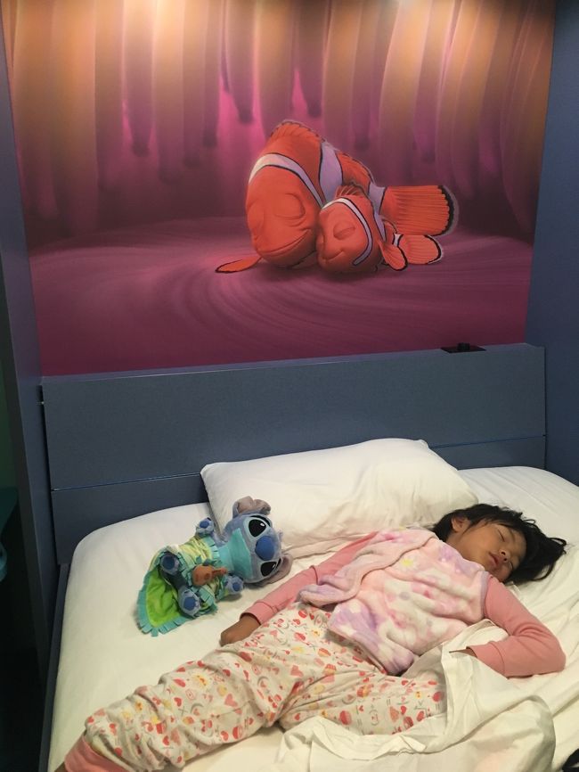 娘、疲れ切って撃沈笑<br />いい夢見れますように♪<br />お疲れ様でした。