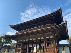 最後は仁和寺へ！

仁和寺へは来たことがなかったのでわくわくです！
立派な二王門！！

御殿も素敵でした～