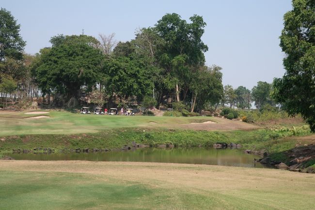 この日の、2日前から、下痢の為不調。<br />当日のプレーができるか心配でした。<br />どうにか、完走できたが、体調不良でイマイチの日でした。<br /><br />天気は晴れ、ヤヤ風有り、一時的暑さ有ったが、<br />プレーには心地良い天候でした。