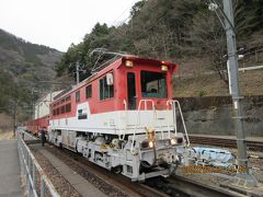 さて、一人「アプトいちしろ駅」下車です。
　連結器の接続や切り離しの光景を撮影していたなと思っていましたが
いずれも動画のため、アップできません。