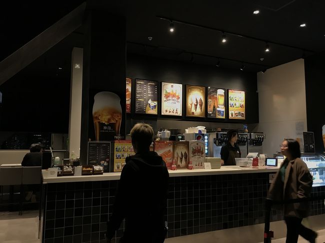 カフェ。目新しい物はなし。