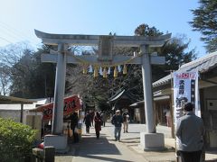 前玉神社　どうやって行くの？
JR吹上駅が最寄駅でした。そこから徒歩だと遠いし、タクシー使うのもね～
地図を見るとさきたま古墳の近くでした。
古墳までは、バスで産業道路で降りて徒歩15分でした。
古墳まで行けばなんとかなると思いやっとたどり着きました。