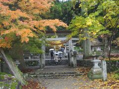 白川八幡神社。
某ゲームというかアニメというか
の舞台で有名らしいです。