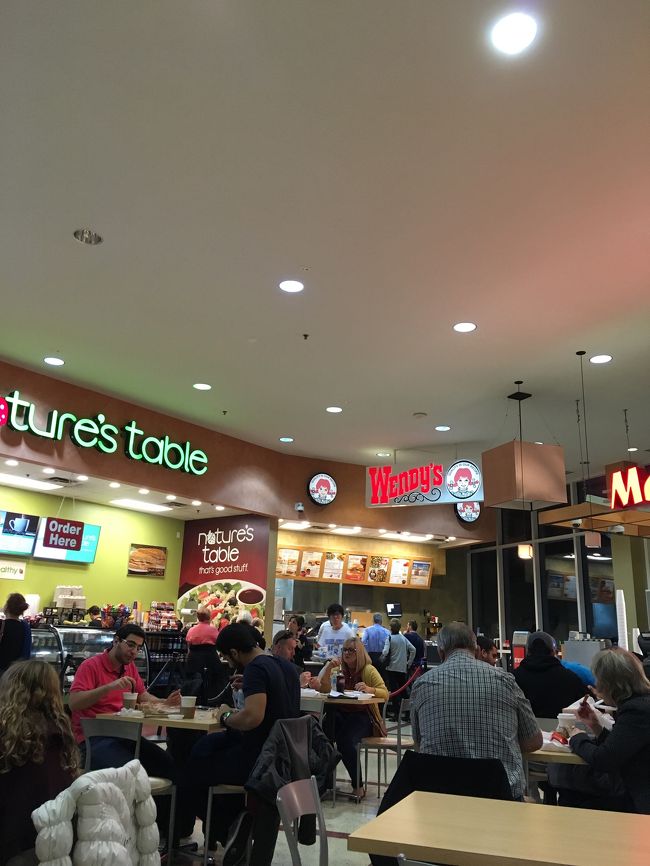 朝ごはんのお店を探します♪