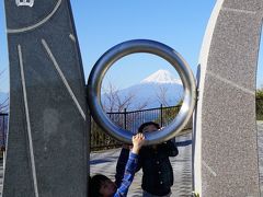 帰りは、富士山を見ながらのドライブ。戸田「出逢い岬」です。