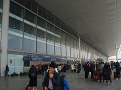 タクシーで西安北駅へ