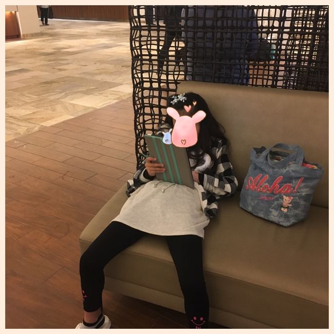 まずは最初の滞在先、ワイキキ・ビーチマリオットへ。ここのホテル初めて♪<br />まだ15時のチェックインまでは少しあるので、、