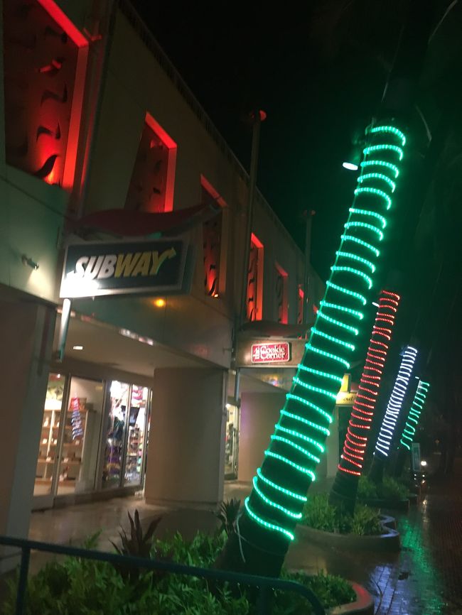 滞在している、マリオットはわりと端にあるホテルですが、ホテル自体も大きいし、近くにもお店が何軒もあります♪