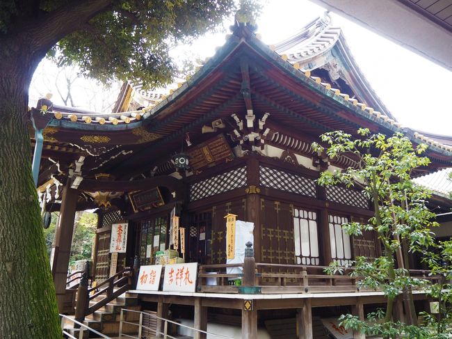 豊川稲荷は稲荷と言っても、だ枳尼眞天(だきにしてん)を祀る寺院です