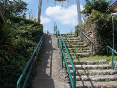 与論城址の隣にある琴平神社