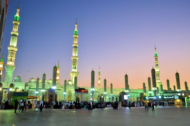 6.サウジのメディナにある「預言者のモスクal-Masjid an-Nabawi」:サウジ、クルディスタン、イスラエル、ヨルダンの旅