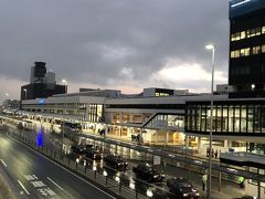 大阪は雨が降っていました。
さ、寒い！