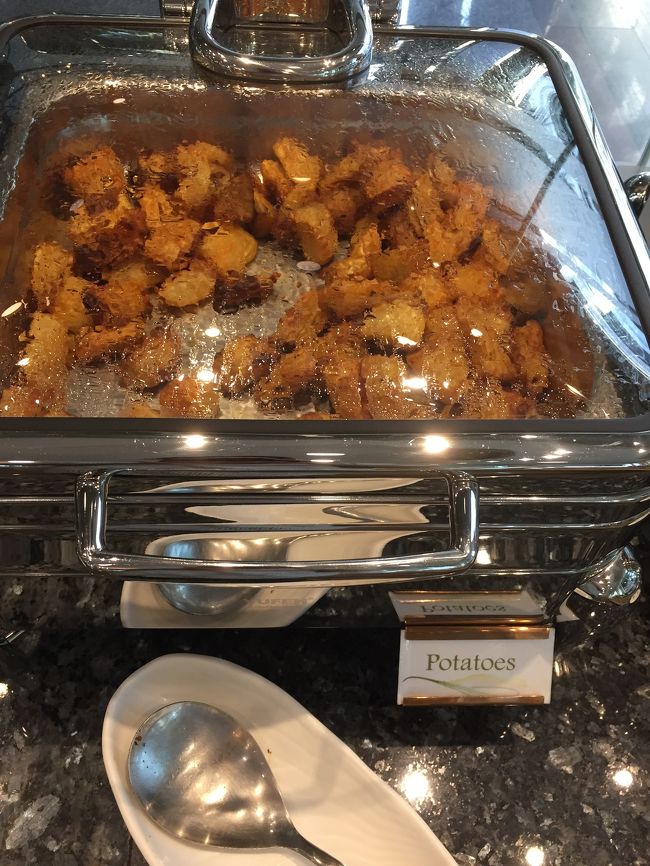 おはようございます。<br />ポテトは日によってメニューが変わります。