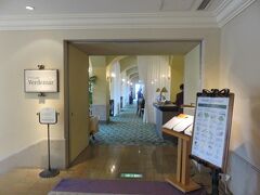 ホテル日航アリビラで迎えた最初の朝。
ノースウィングL階にあるブラッスリー・ベルデマールへ。
午前９時過ぎにゆっくりの朝食。
早い時間は混み合うことが多いここベルデマールですが、この時間帯ならゆっくりと朝食を頂くことができます。