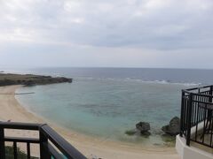 ニライビーチ。
少し雲が多めかな。

（つづく）