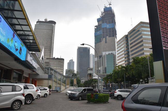 サリナデパート横の駐車場から見た風景。