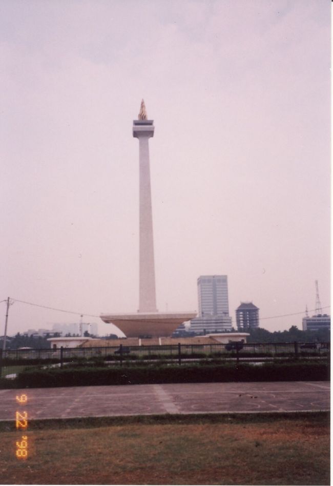 20年前のモナス。