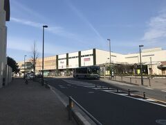 慈眼寺から最寄りの狭山市駅へは５００ｍばかり、１０分もかかりません。が、足が痛すぎる・・・。
他に訪れる用事がないので狭山市駅なんてこんな機会でもなければ絶対使わない駅ですね。