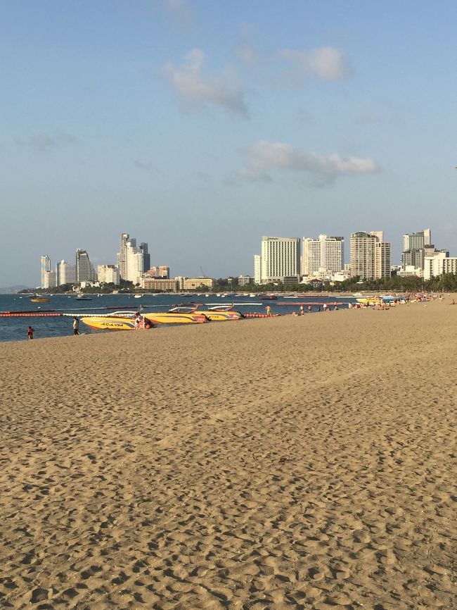 だいぶ日が暮れていきます。