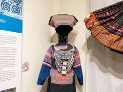 Traditional Arts and Ethnology Centreに来ました。
民族博物館ですね。
展示はそんなに多くないけどここのミュージアムショップがセンスが良くて好きなのでまた来ちゃいました。
ここでソファーに掛けるファブリックを購入しました。