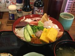 ■海鮮丼■ 13:57
990円