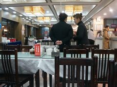 西安に戻り有名レストラン　徳発長へ