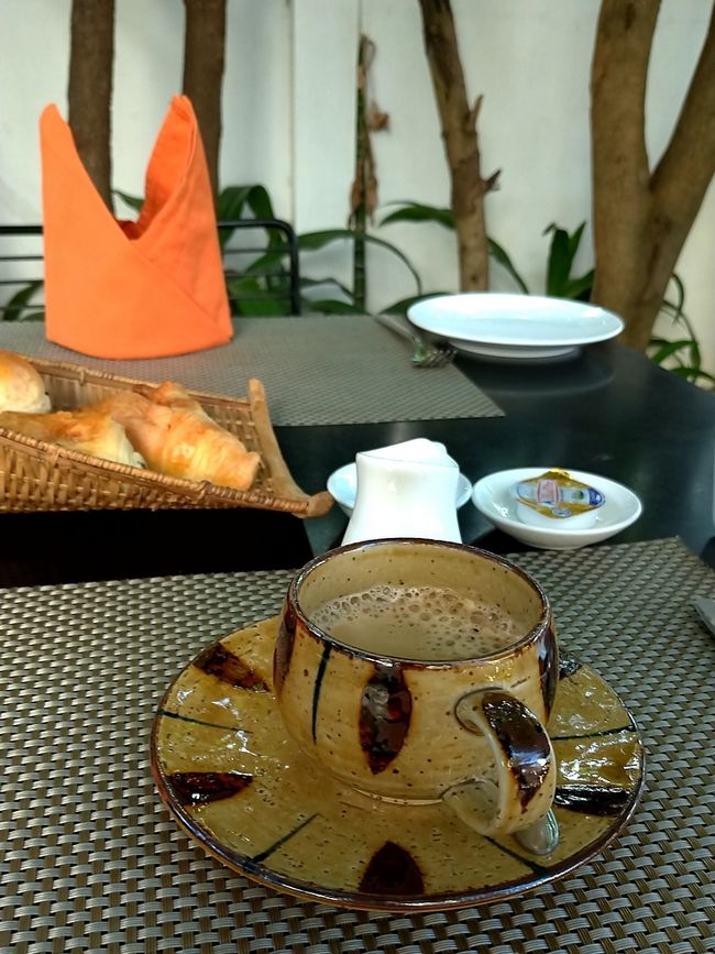 ホテルでの朝ごはん。<br />