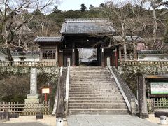 こちらが地名の由来ともなっている『修禅寺』。
元は弘法大師空海創建の真言宗寺院だったのが、時代を経て焼失による再建などの紆余曲折もありながら臨済宗、さらに曹洞宗寺院へと変容していったようです。