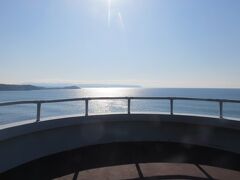 ダグリ岬展望所・・・志布志湾の雄大な眺め一望できるスポット

標高約40mの崖の上にあり、志布志湾がぐるりと見渡せて爽快