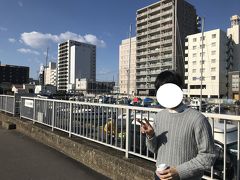 東京から移動して、知り合いのいる土浦へ。そこのホテルに宿泊しました。写真は朝の散歩風景。