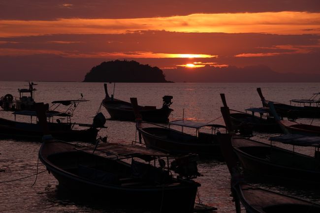 ☆２/１４(金)<br /><br />Sunrise View feom Sunrise Beach @ Koh Lipe Thai<br />