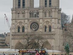 ノートルダム大聖堂

火災で塔が燃えてしましました…