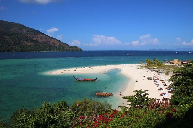 ☆２/１４（金)　<br /><br />Snadbar &amp; Lagoon View from Mountain Resort Restaurant @ Koh Lipe Thai<br />