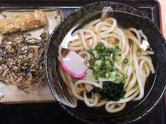 炒り子出汁に釣られ早速饂飩を