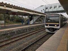 大原駅に帰ってきました。駅周辺には本当に何もないので、寒い日は待つのが辛そうです。何せ在来線は1時間1本！乗り遅れると大変です。外房線が入線してきました。少し旧型の山手線、といった印象でしょうか？