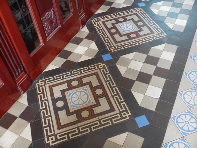 やっぱり見事なタイルです