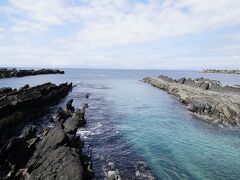 千畳敷の広広と続く岩場