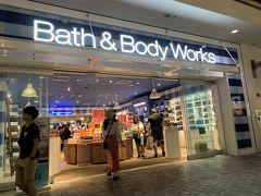 Bath & Body Worksでお買い物タイム♪
私もサニタイザーなど色々購入しました
